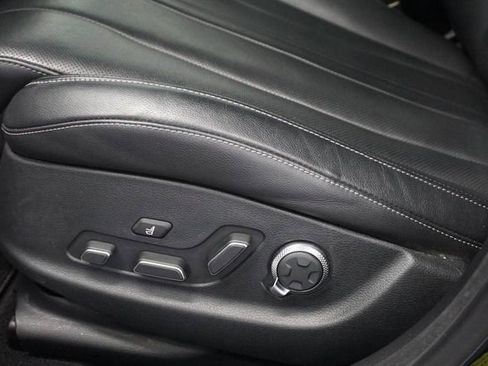 Used 2022 Genesis G80 2.5T w/ Prestige Package RWD image 9