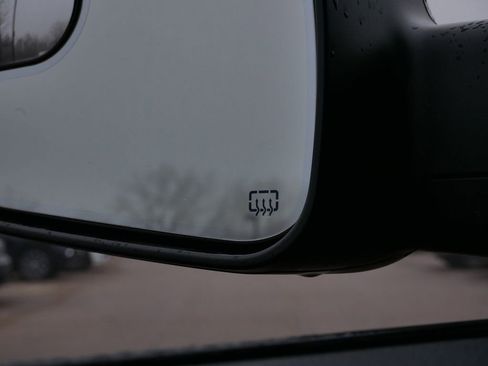 Used 2019 RAM 1500 Sport w/ Black Appearance Package image 21