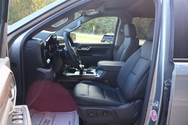 New 2026 Chevrolet Silverado 1500 RST w/ RST All Star Premium Package AWD/4WD image 18