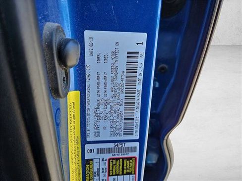 Used 2018 Toyota Tacoma TRD Sport w/ Technology Package image 21