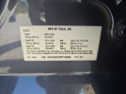 Used 2023 Tesla Model Y Long Range AWD/4WD image 30