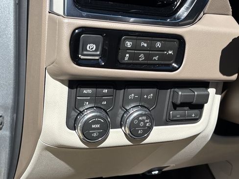New 2026 GMC Yukon Denali w/ Denali Reserve Package AWD/4WD image 30