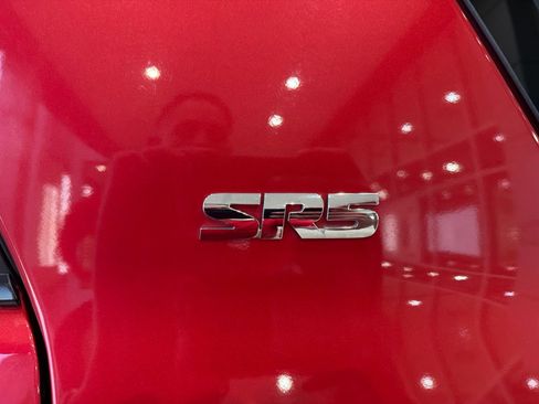 Used 2022 Toyota 4Runner SR5 AWD/4WD image 14