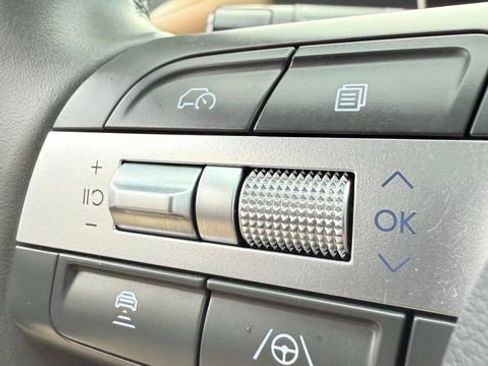 Used 2024 Hyundai Sonata Limited image 41