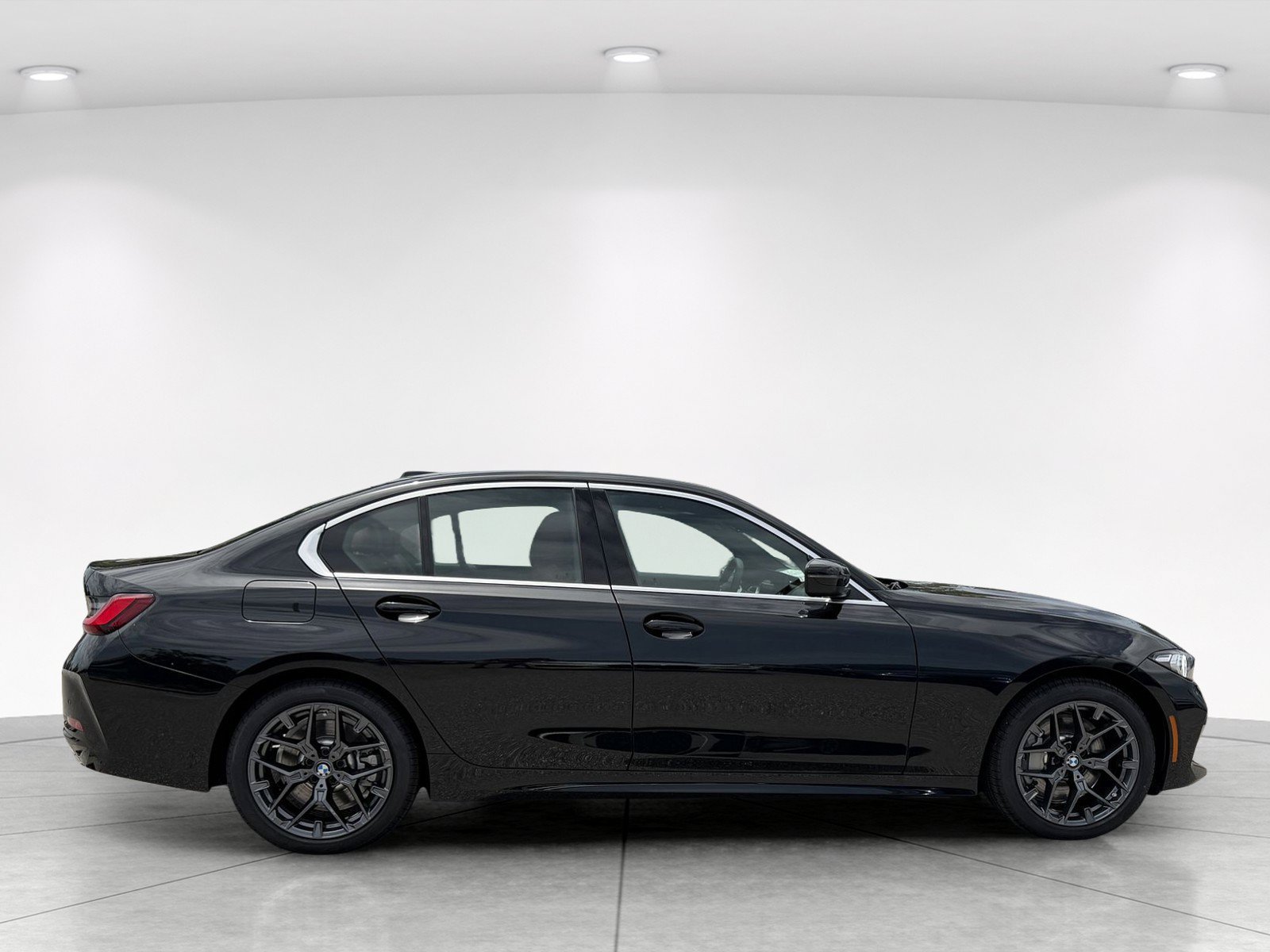 New 2026 BMW 330i Sedan w/ Premium Package RWD image 2