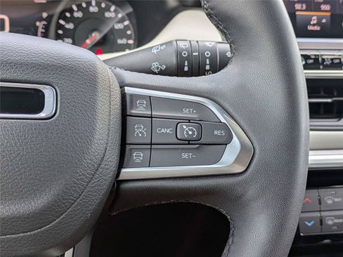 Certified 2025 Jeep Compass Limited AWD/4WD image 28