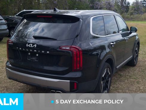 Used 2025 Kia Telluride S image 3
