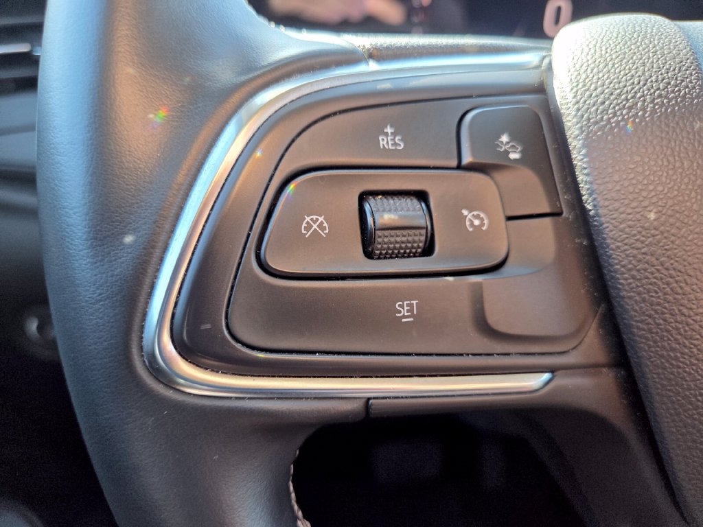 Used 2025 Buick Encore GX Preferred FWD image 13
