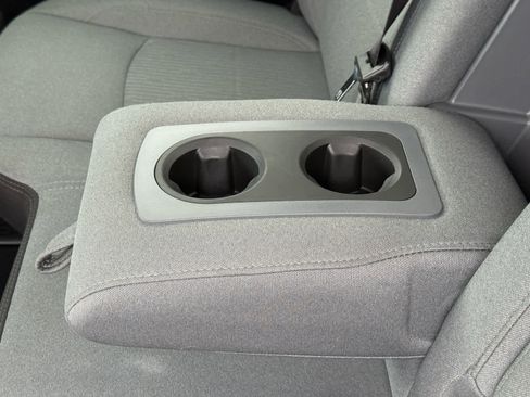 Used 2024 RAM 3500 Big Horn image 33