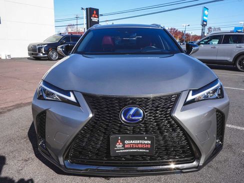 Used 2022 Lexus UX 250h F Sport image 2