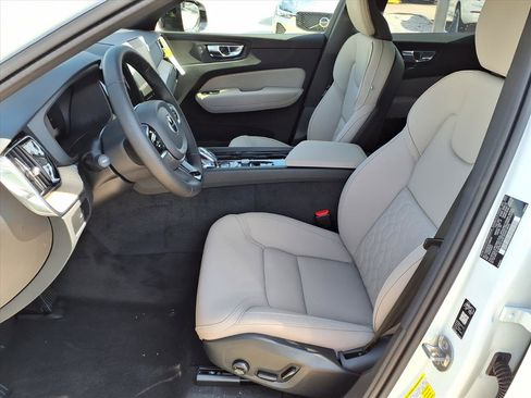 New 2026 Volvo XC60 B5 Plus w/ Protection Package Premier image 13