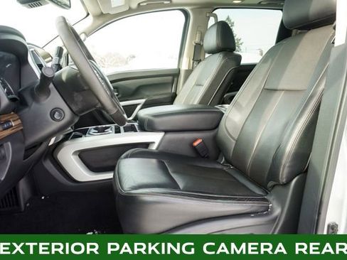 Used 2021 Nissan Titan SL w/ Moonroof Package image 13