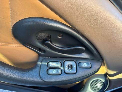 Used 1995 Pontiac Firebird Trans Am image 28
