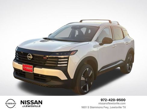 New 2026 Nissan Kicks SR w/ Illumination Package FWD image 1