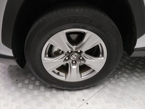 Certified 2025 Toyota RAV4 XLE FWD image 4