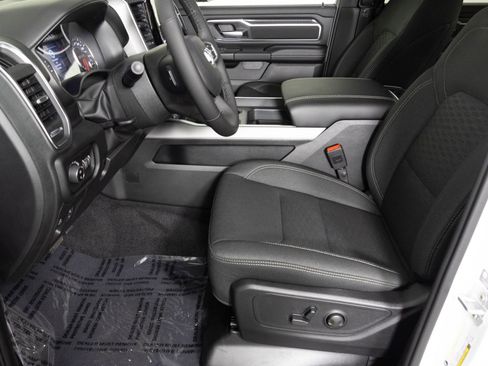 New 2026 RAM 1500 Big Horn AWD/4WD image 16