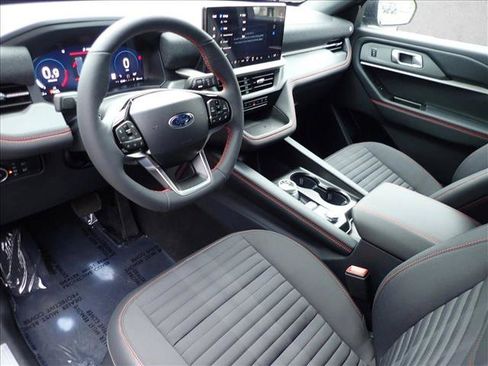 New 2026 Ford Explorer ST-Line w/ ST-Line Street Pack AWD/4WD image 12