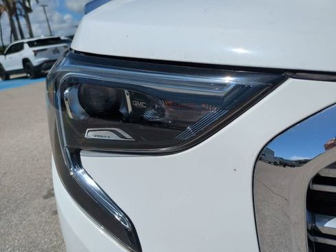 Used 2019 GMC Terrain Denali w/ Advanced Safety Package FWD image 10