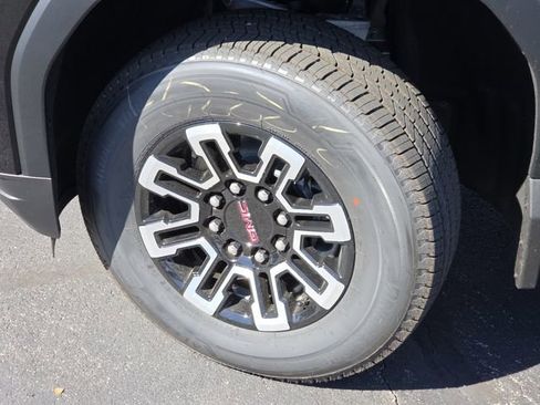 New 2026 GMC Sierra EV Elevation image 18