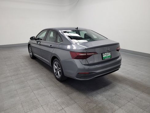 Used 2024 Volkswagen Jetta SE FWD image 5