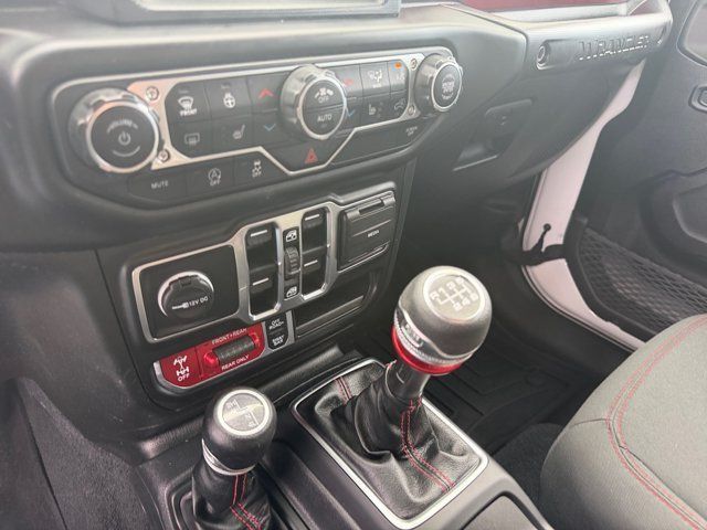 Used 2023 Jeep Wrangler Unlimited Rubicon w/ LED Lighting Group AWD/4WD image 25
