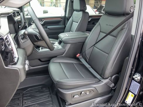 New 2025 GMC Sierra 2500 Denali w/ Technology Package image 9