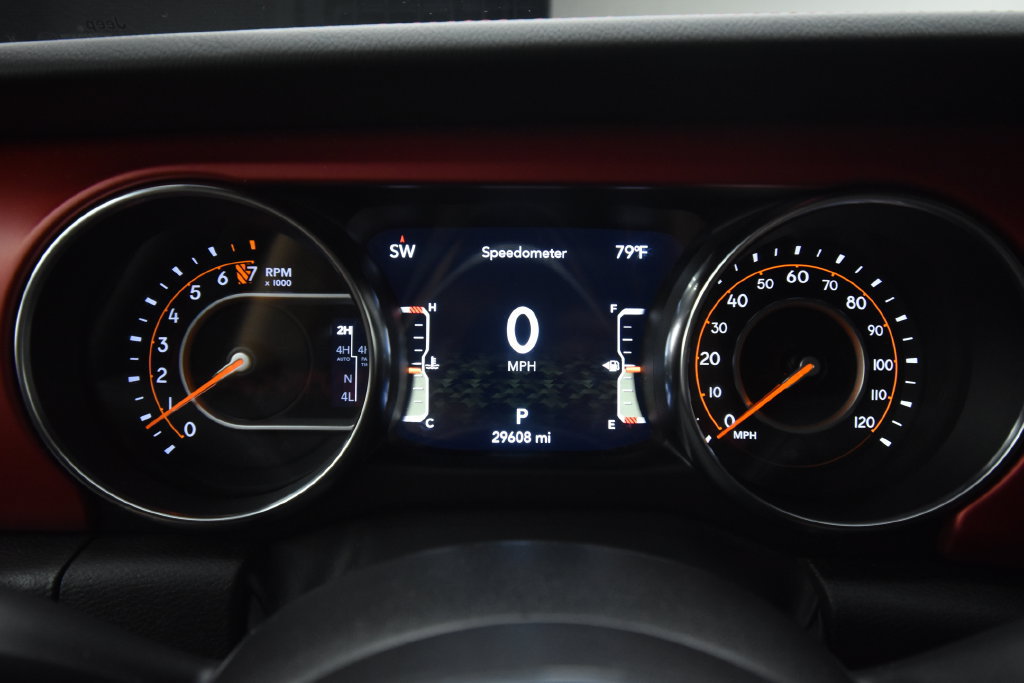 Used 2023 Jeep Gladiator Rubicon w/ LED Lighting Group AWD/4WD image 16