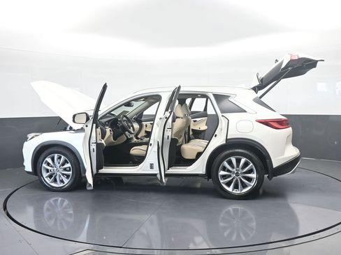 Used 2021 INFINITI QX50 Essential w/ Convenience Package image 80