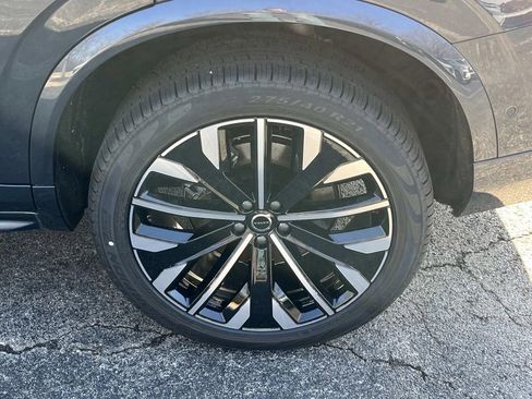 New 2026 Volvo XC90 B6 Plus image 11
