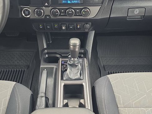 Certified 2022 Toyota Tacoma TRD Sport image 22