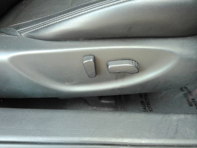 Used 2021 Nissan Maxima 3.5 SV w/ Floor Mat Group FWD image 20