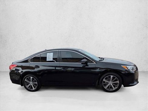 Used 2017 Subaru Legacy 2.5i Limited image 4