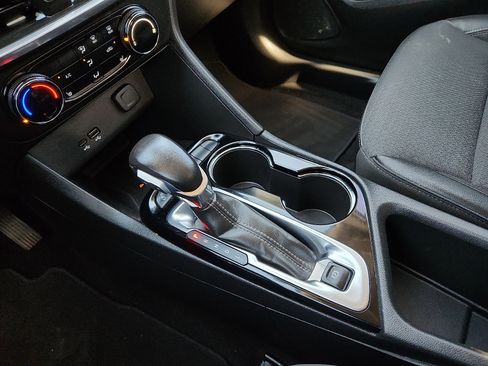 Used 2024 Buick Encore GX Preferred w/ Comfort Package image 20