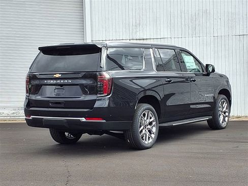 New 2026 Chevrolet Suburban LS AWD/4WD image 20