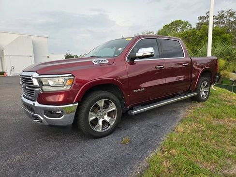 Used 2022 RAM 1500 Laramie AWD/4WD image 3