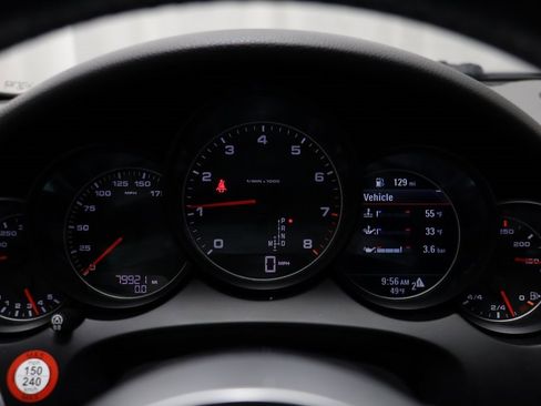 Used 2016 Porsche Cayenne image 8