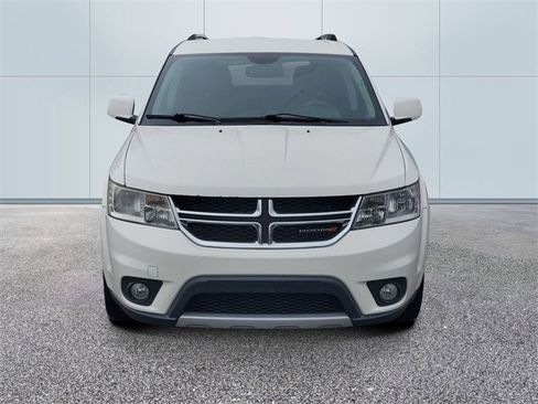 Used 2014 Dodge Journey Limited w/ Driver Convenience Group image 2