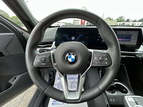 Used 2026 BMW X1 xDrive28i w/ Technology Package AWD/4WD image 18