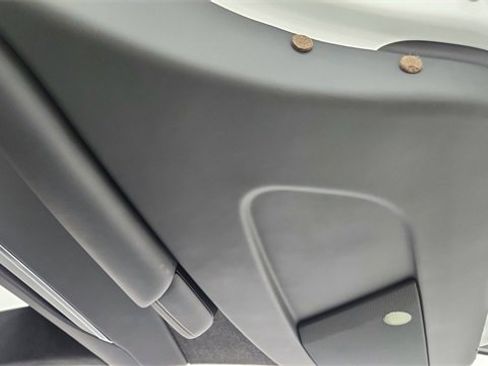 Used 2022 Tesla Model X Plaid image 27