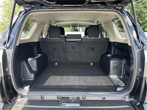 Used 2015 Toyota 4Runner SR5 AWD/4WD image 31