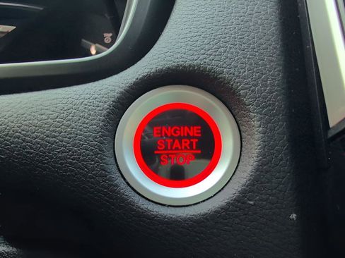 Used 2018 Honda CR-V Touring image 34