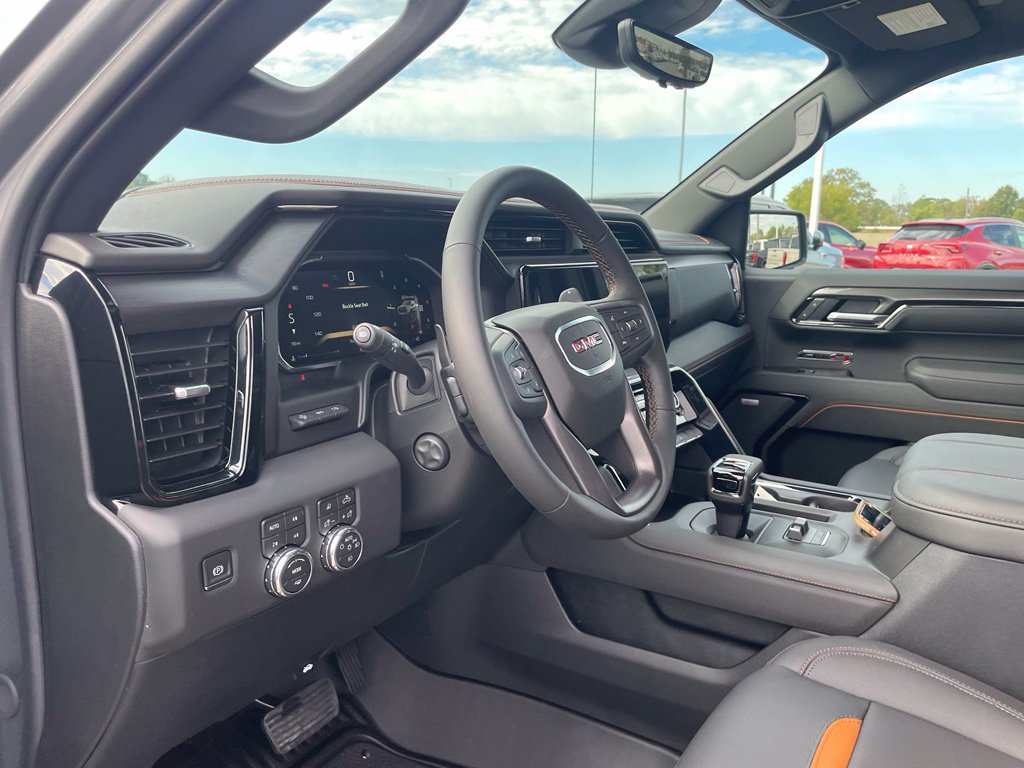 New 2026 GMC Sierra 1500 AT4 w/ AT4 Premium Package AWD/4WD image 12
