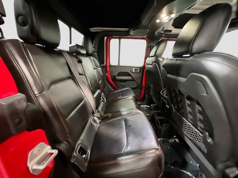 Used 2020 Jeep Gladiator Rubicon image 19