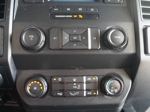 Used 2019 Ford F150 XL w/ Equipment Group 101A Mid AWD/4WD image 21