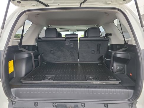 Used 2018 Toyota 4Runner Limited image 10