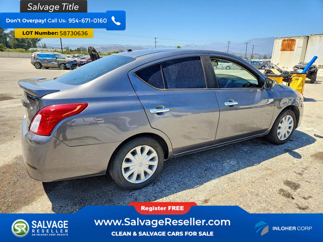 Used 2016 Nissan Versa SV FWD image 4