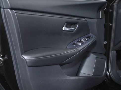 Used 2024 Nissan Sentra SV image 31