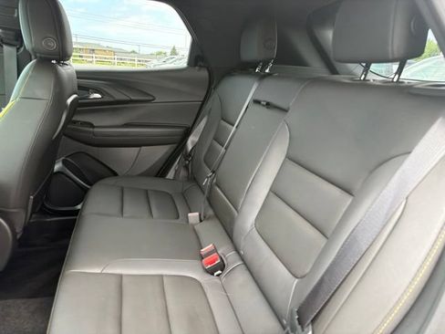 Used 2025 Chevrolet TrailBlazer ACTIV AWD/4WD image 16