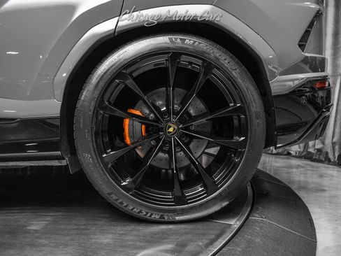 Used 2021 Lamborghini Urus AWD/4WD image 53