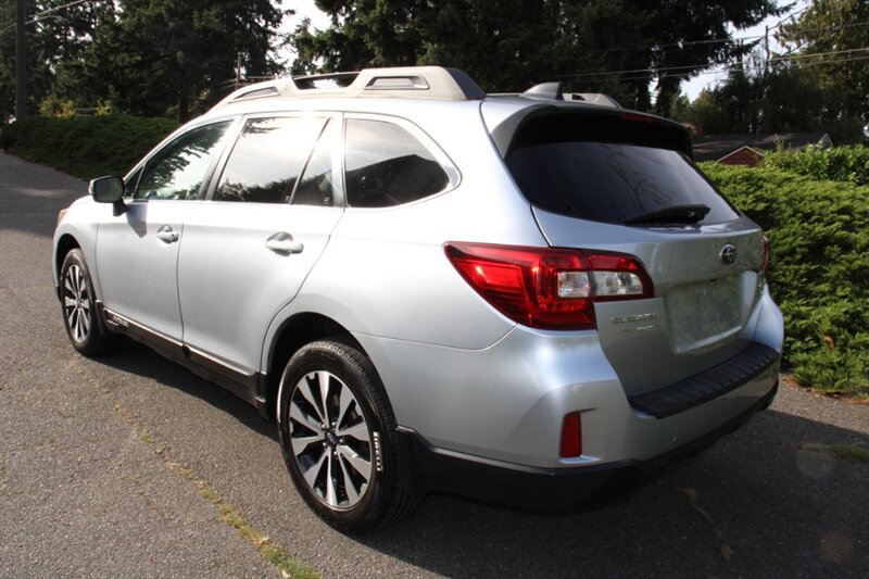 Used 2016 Subaru Outback 3.6R Limited AWD/4WD image 4